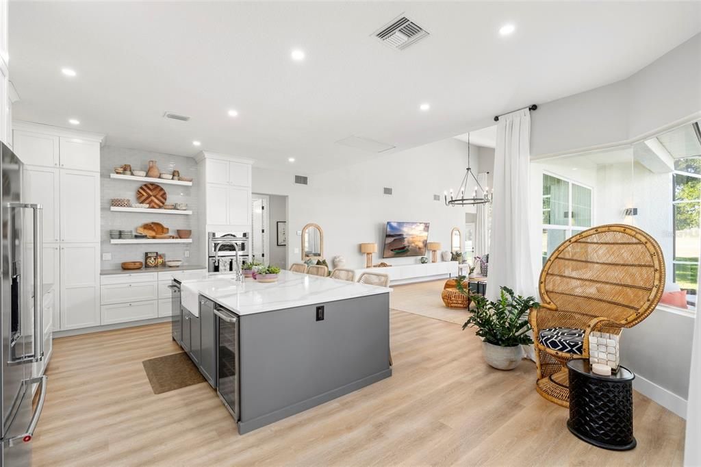 For Sale: $1,260,000 (5 beds, 5 baths, 3514 Square Feet)