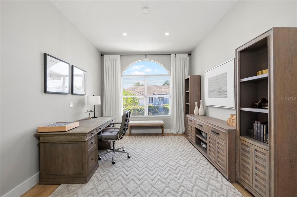 For Sale: $1,260,000 (5 beds, 5 baths, 3514 Square Feet)