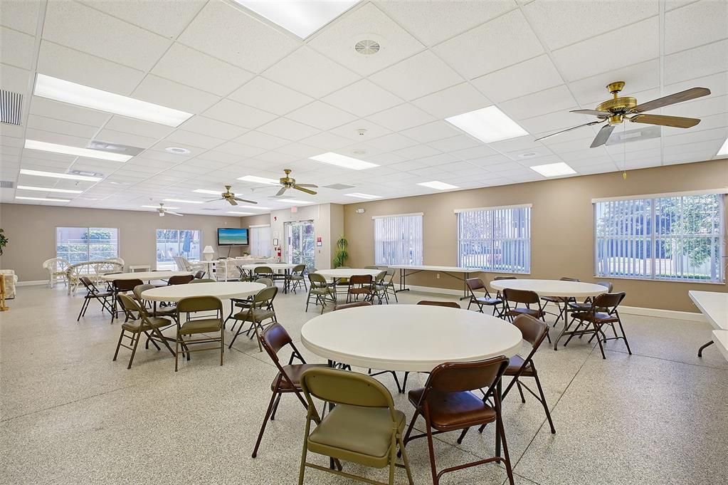 En Venta: $145,000 (2 camas, 2 baños, 1016 Pies cuadrados)