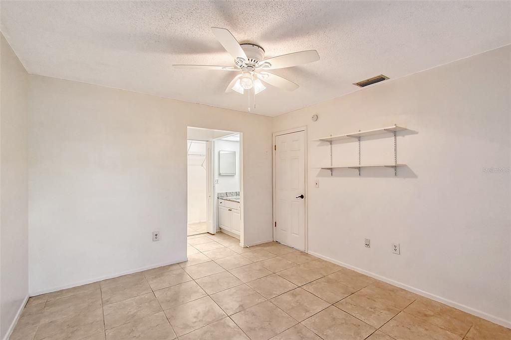 En Venta: $145,000 (2 camas, 2 baños, 1016 Pies cuadrados)