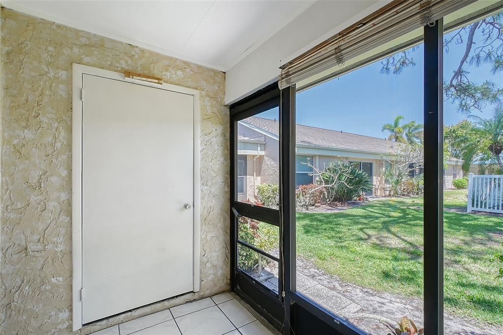 En Venta: $145,000 (2 camas, 2 baños, 1016 Pies cuadrados)