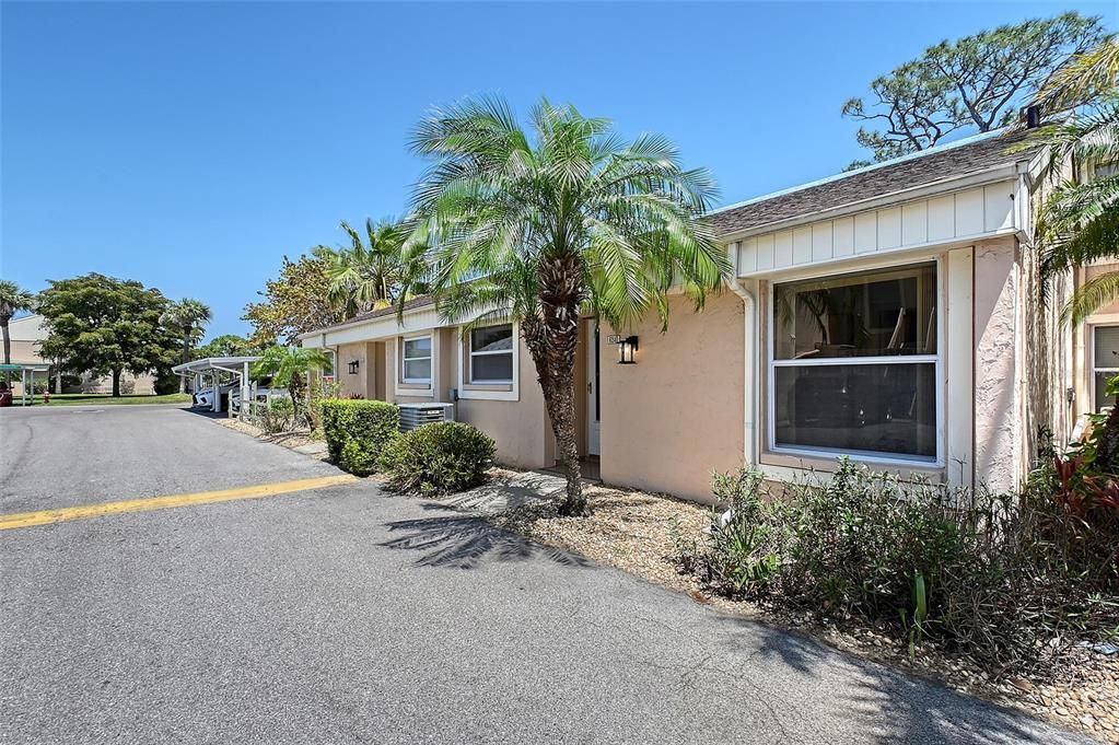 En Venta: $145,000 (2 camas, 2 baños, 1016 Pies cuadrados)