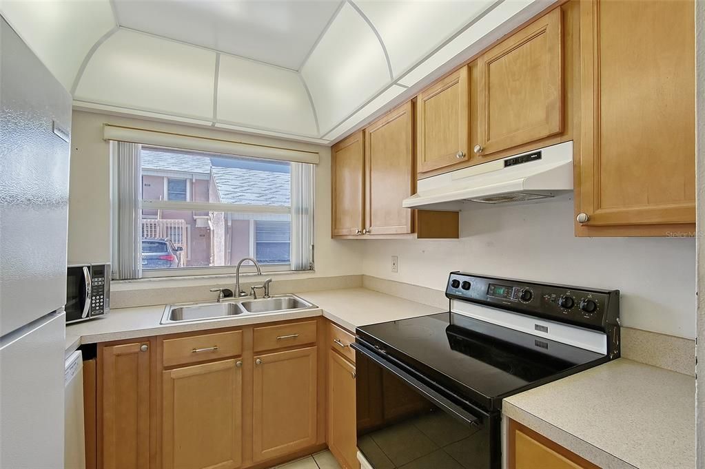 En Venta: $145,000 (2 camas, 2 baños, 1016 Pies cuadrados)