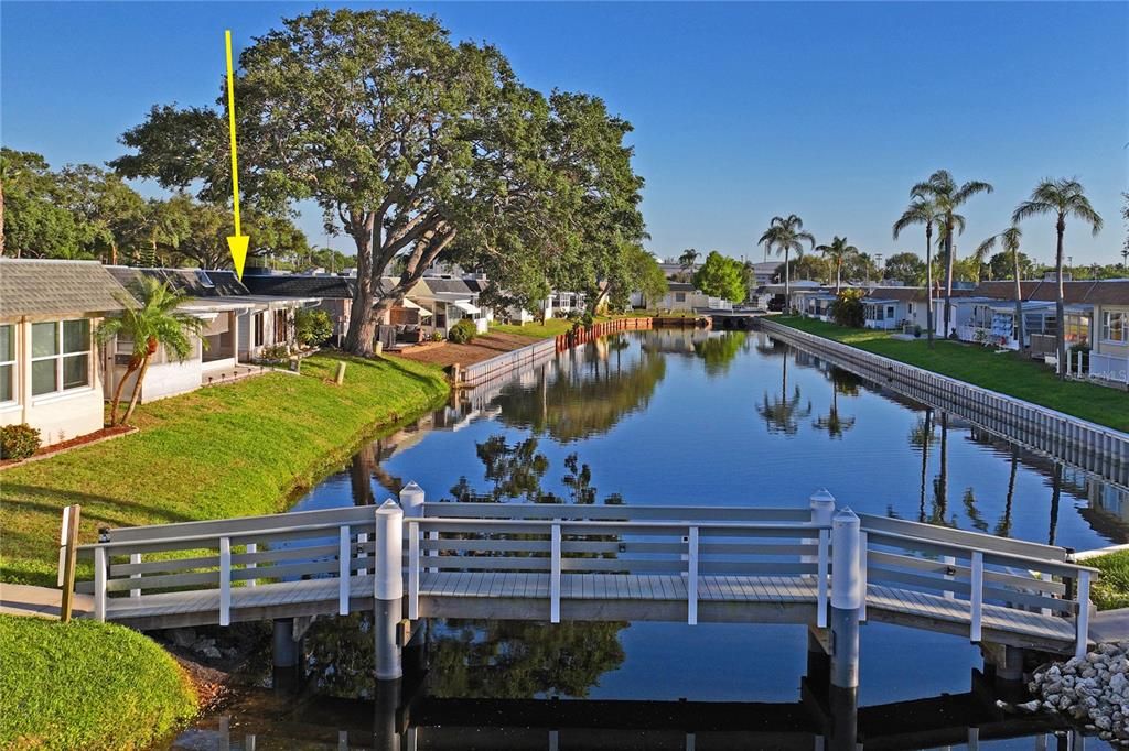 For Sale: $200,000 (2 beds, 2 baths, 1022 Square Feet)