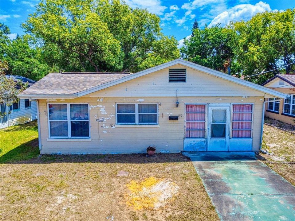 待售: $215,000 (2 贝兹, 1 浴室, 1060 平方英尺)