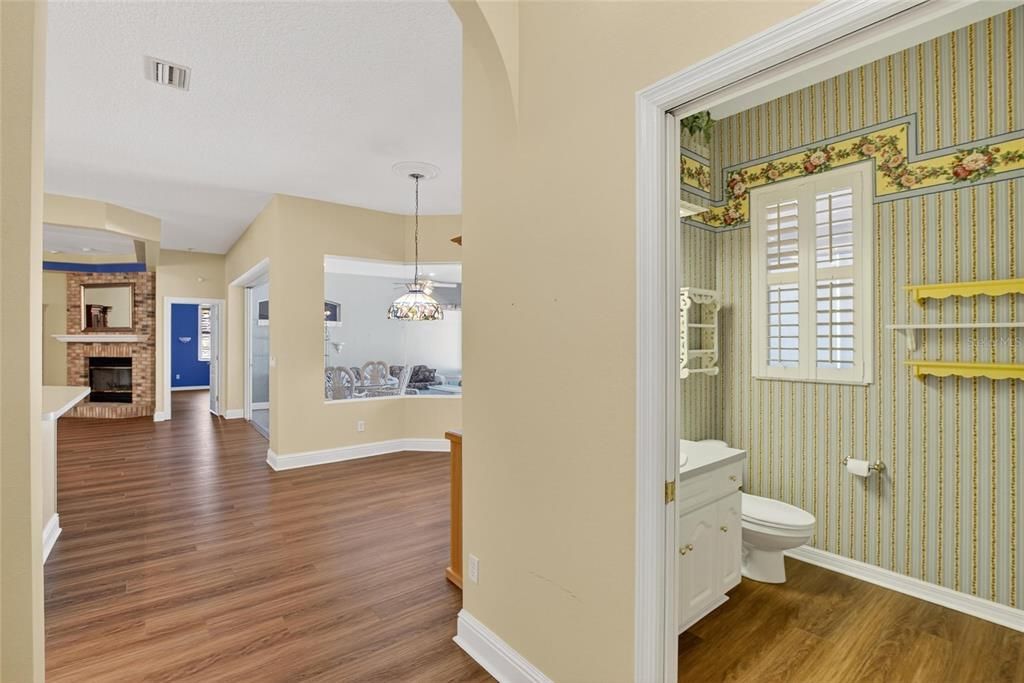 Active With Contract: $799,000 (4 beds, 3 baths, 3921 Square Feet)