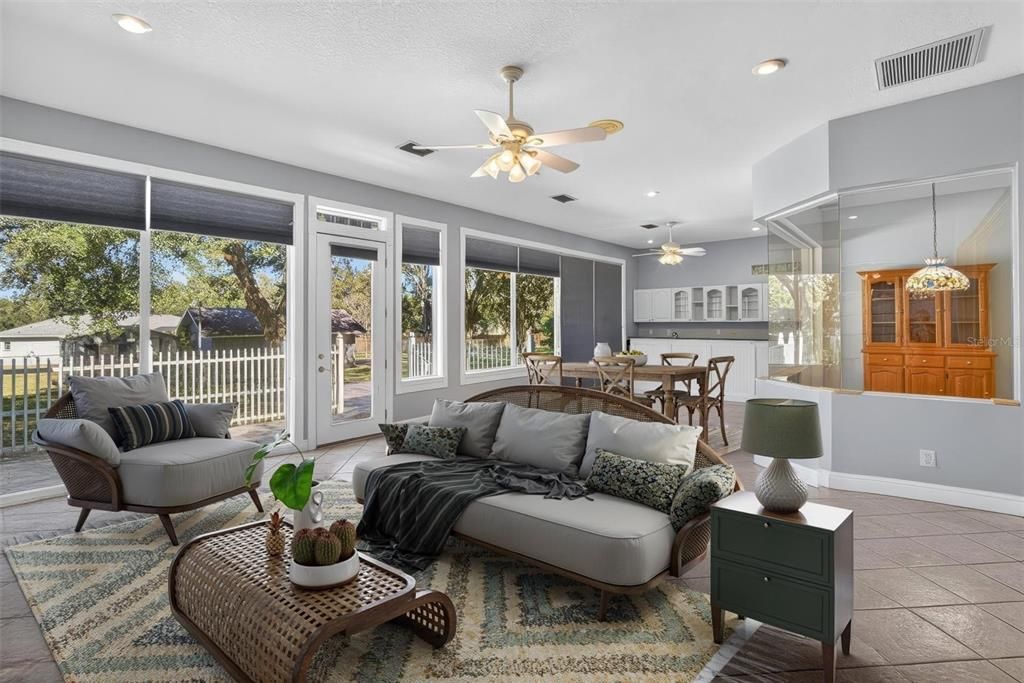 Active With Contract: $799,000 (4 beds, 3 baths, 3921 Square Feet)