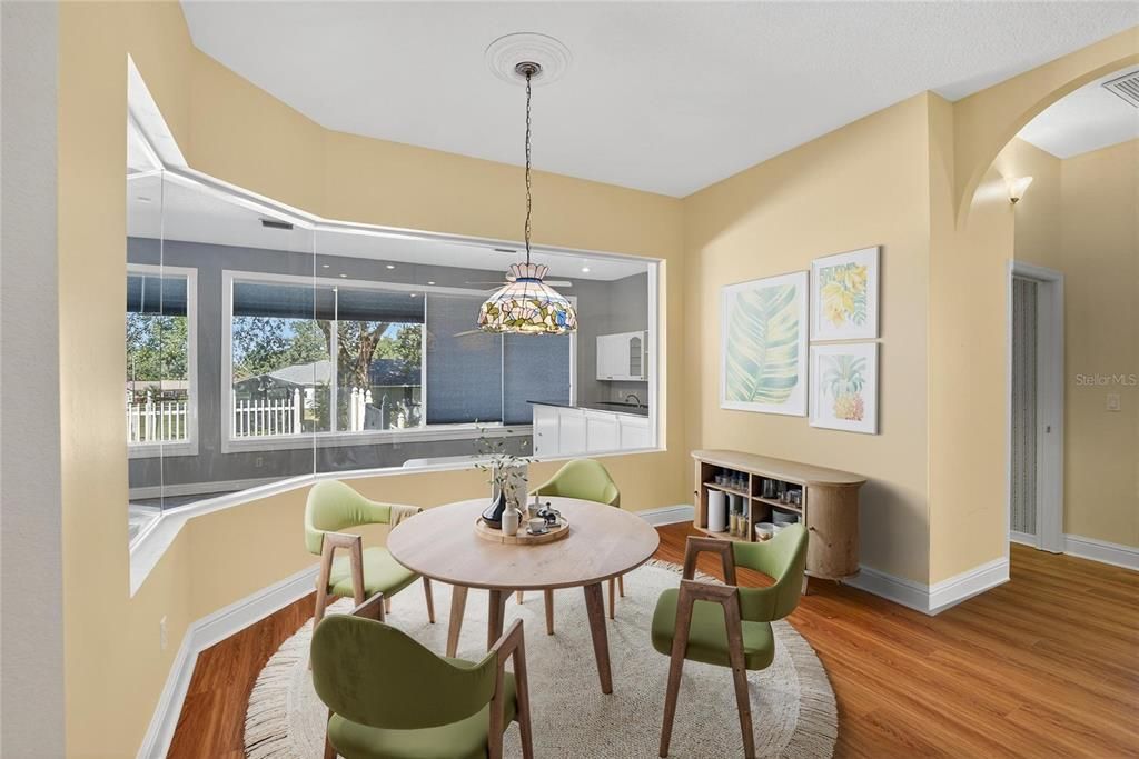 Active With Contract: $799,000 (4 beds, 3 baths, 3921 Square Feet)