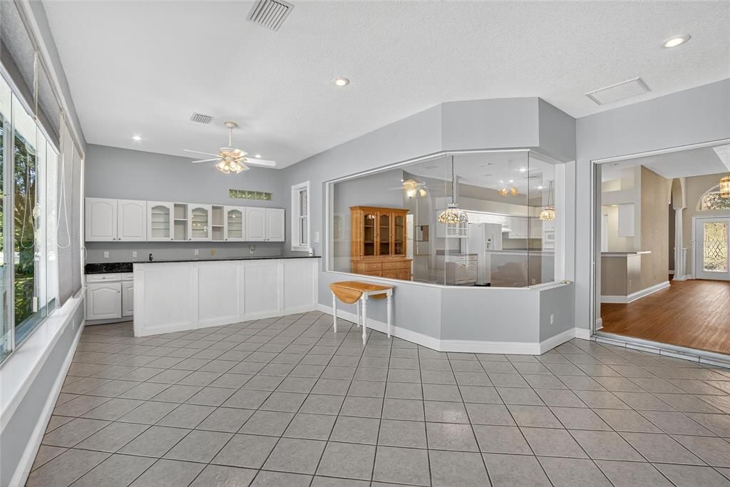 Active With Contract: $799,000 (4 beds, 3 baths, 3921 Square Feet)