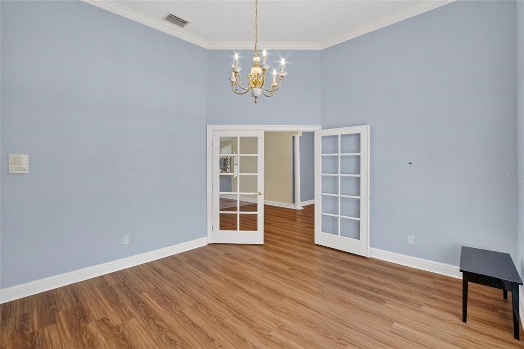 Active With Contract: $799,000 (4 beds, 3 baths, 3921 Square Feet)