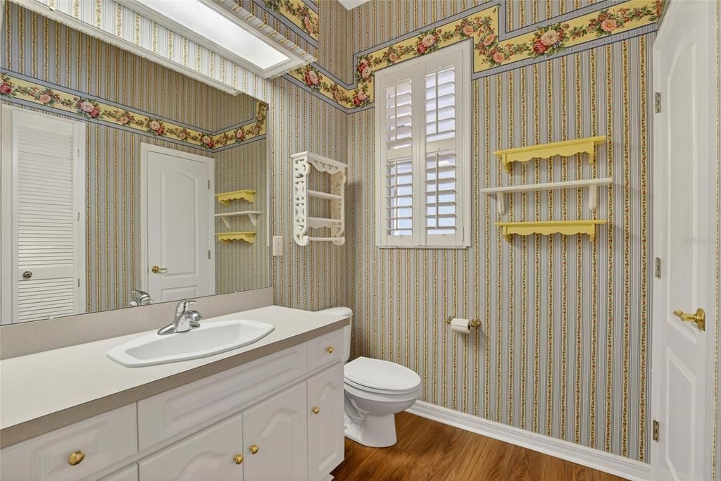 Active With Contract: $799,000 (4 beds, 3 baths, 3921 Square Feet)