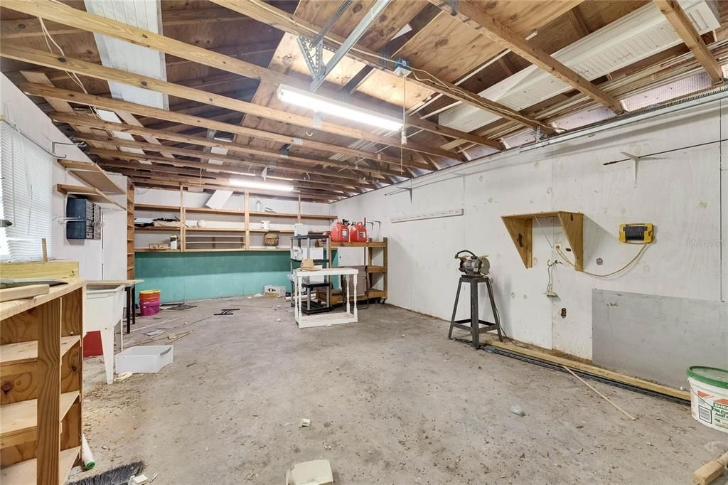 Active With Contract: $799,000 (4 beds, 3 baths, 3921 Square Feet)