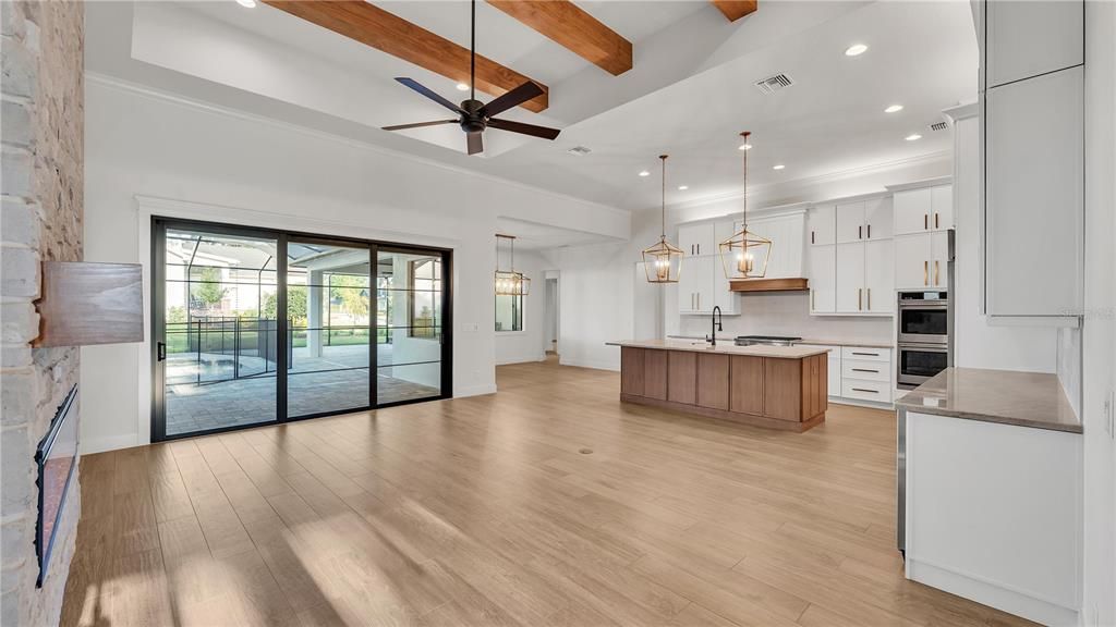 En Venta: $1,239,900 (5 camas, 3 baños, 3275 Pies cuadrados)