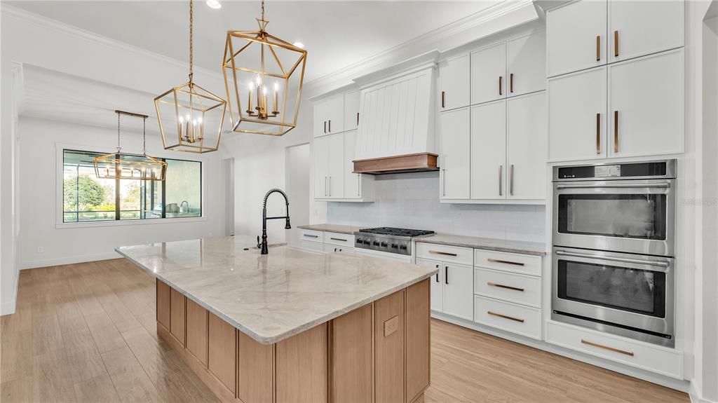 En Venta: $1,239,900 (5 camas, 3 baños, 3275 Pies cuadrados)