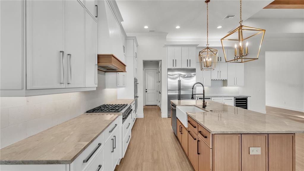 En Venta: $1,239,900 (5 camas, 3 baños, 3275 Pies cuadrados)