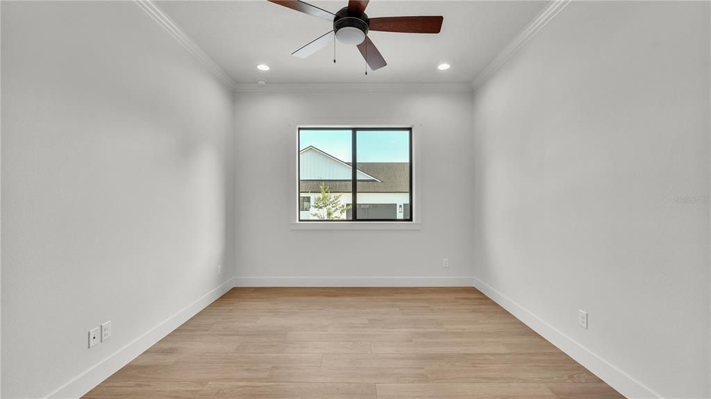 En Venta: $1,239,900 (5 camas, 3 baños, 3275 Pies cuadrados)