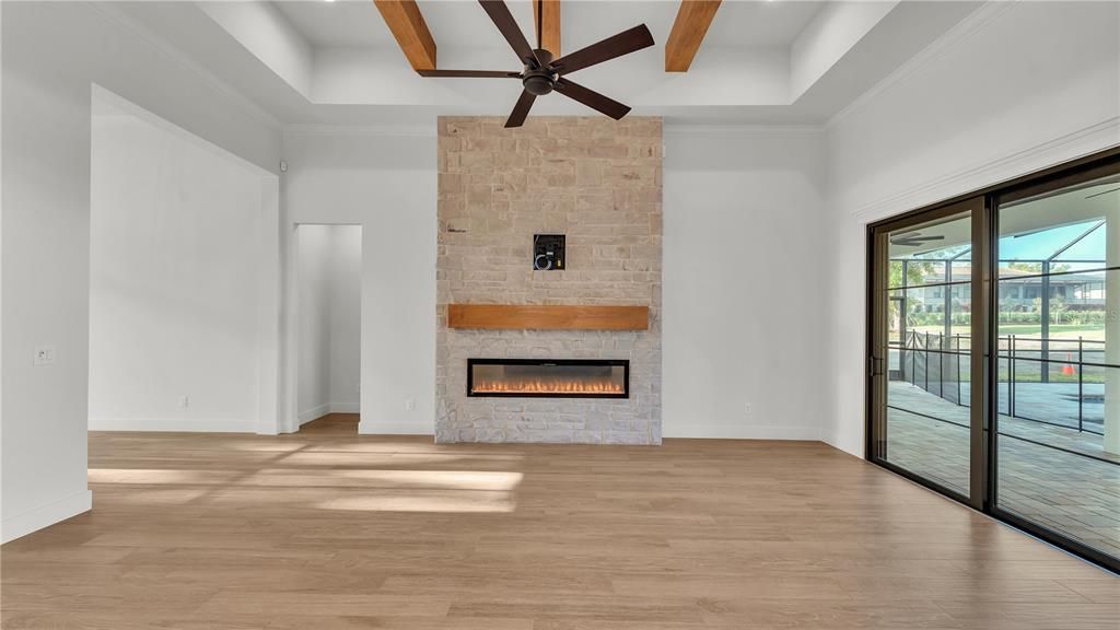 En Venta: $1,239,900 (5 camas, 3 baños, 3275 Pies cuadrados)