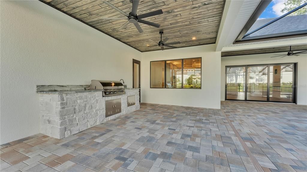 En Venta: $1,239,900 (5 camas, 3 baños, 3275 Pies cuadrados)