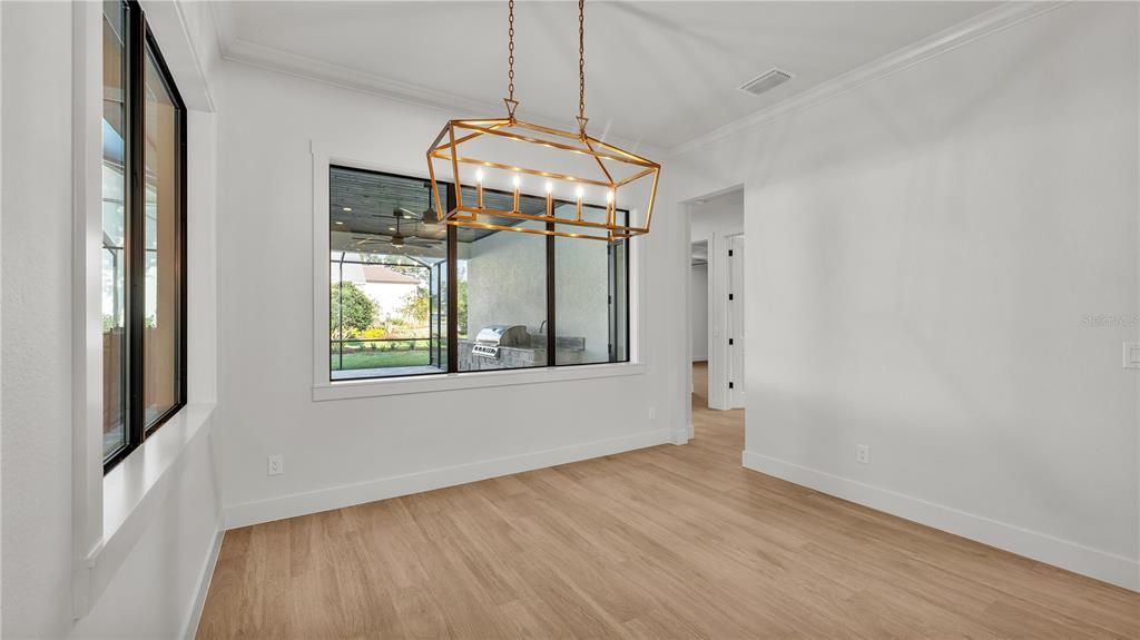 En Venta: $1,239,900 (5 camas, 3 baños, 3275 Pies cuadrados)