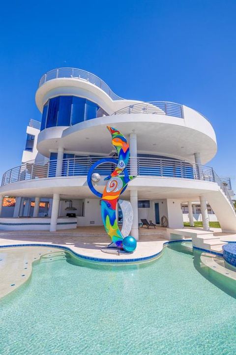 For Sale: $9,000,000 (5 beds, 6 baths, 6428 Square Feet)