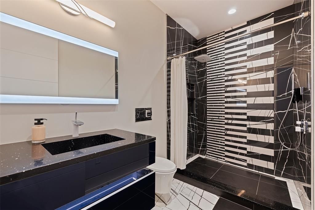 For Sale: $9,000,000 (5 beds, 6 baths, 6428 Square Feet)