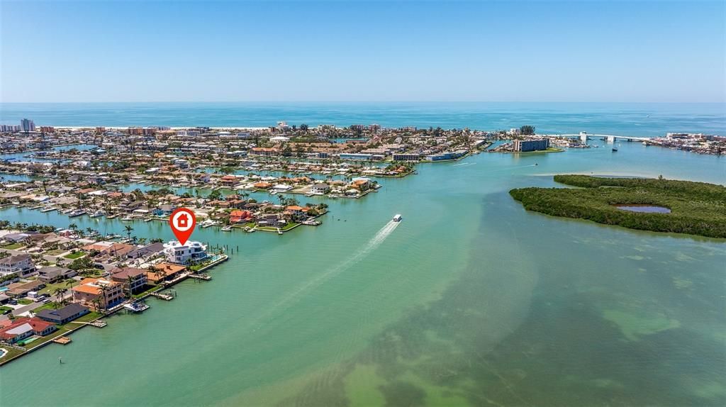 For Sale: $9,000,000 (5 beds, 6 baths, 6428 Square Feet)