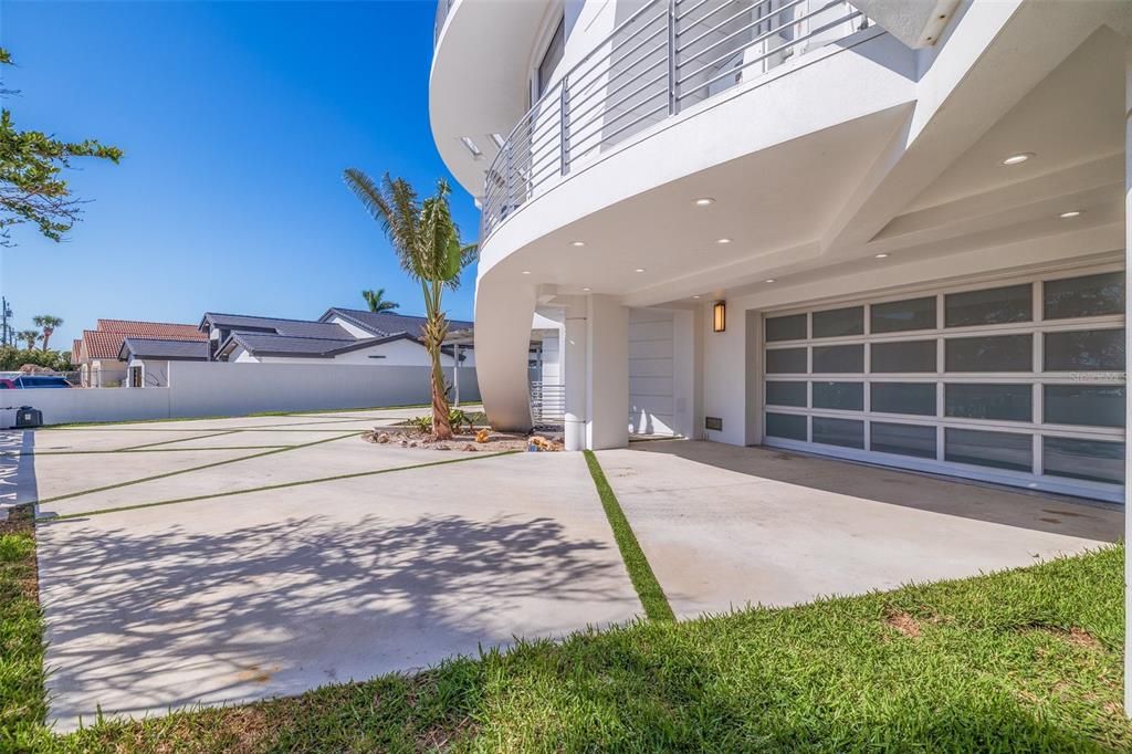 For Sale: $9,000,000 (5 beds, 6 baths, 6428 Square Feet)