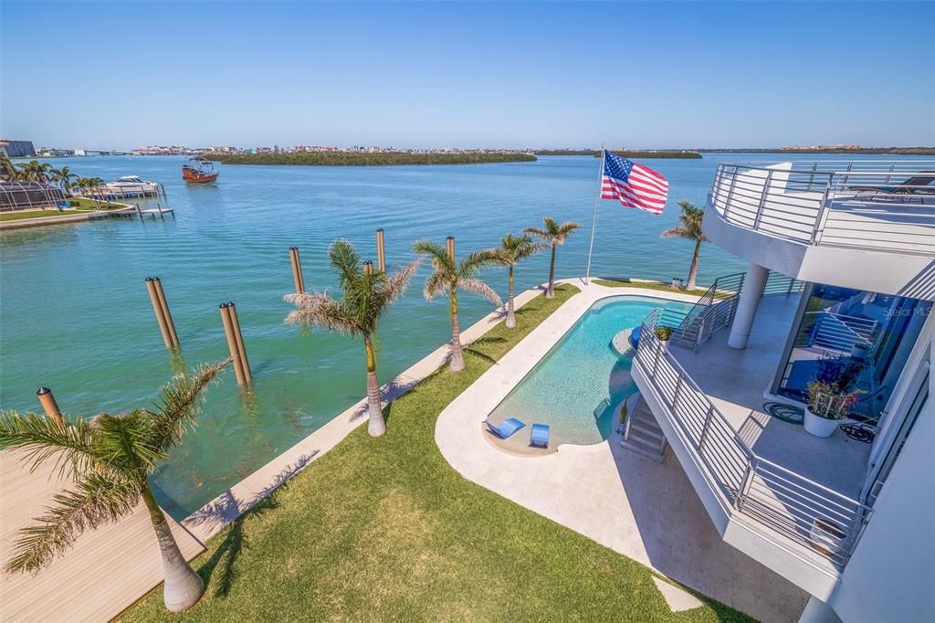 For Sale: $9,000,000 (5 beds, 6 baths, 6428 Square Feet)