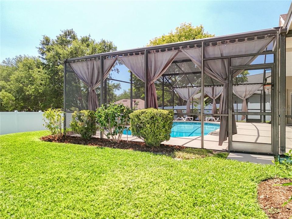 For Sale: $525,000 (3 beds, 2 baths, 2000 Square Feet)