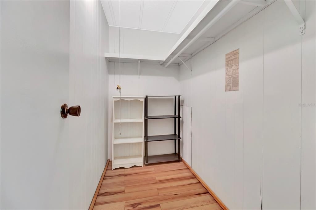 For Sale: $249,900 (2 beds, 2 baths, 1104 Square Feet)