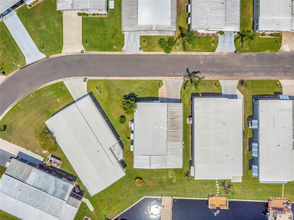 For Sale: $249,900 (2 beds, 2 baths, 1104 Square Feet)