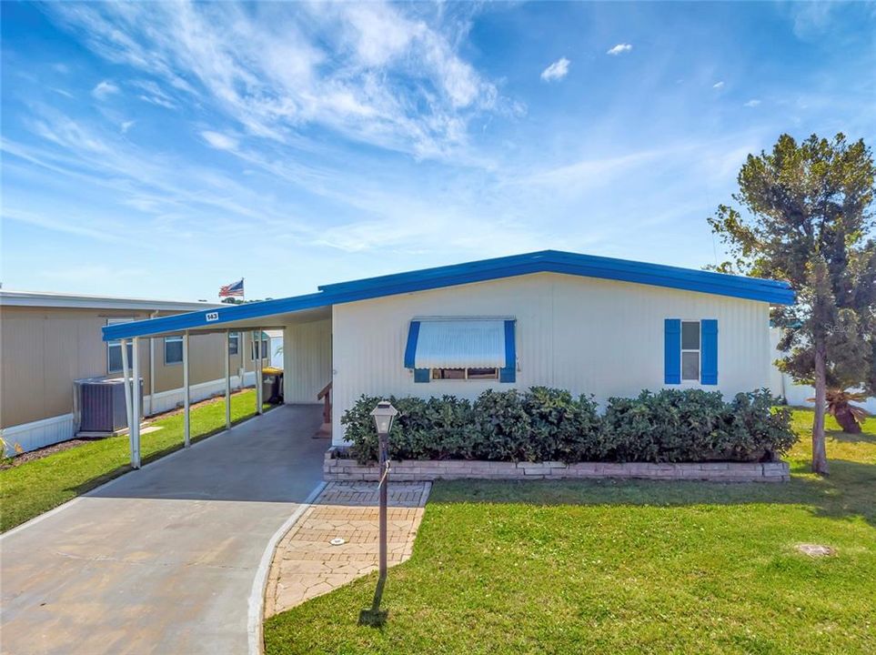 For Sale: $249,900 (2 beds, 2 baths, 1104 Square Feet)