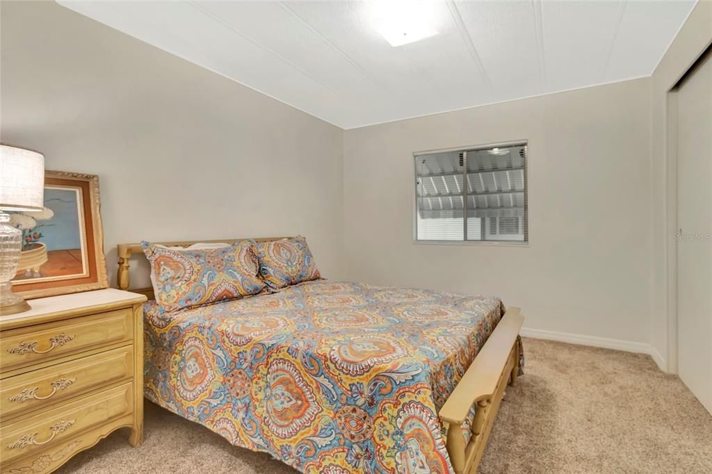 For Sale: $249,900 (2 beds, 2 baths, 1104 Square Feet)