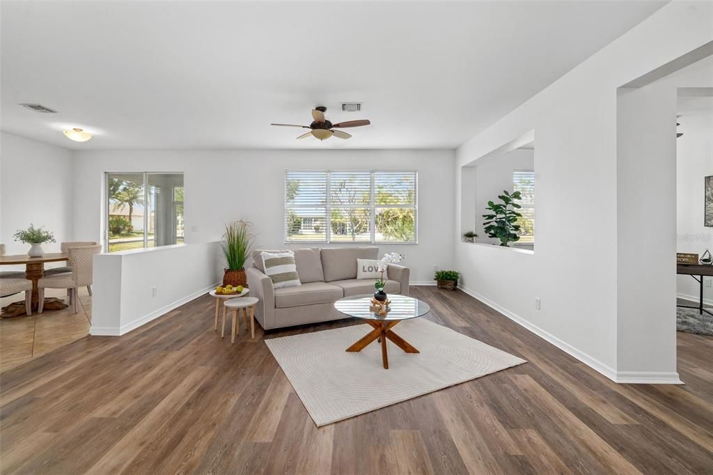 For Sale: $389,000 (3 beds, 2 baths, 3261 Square Feet)