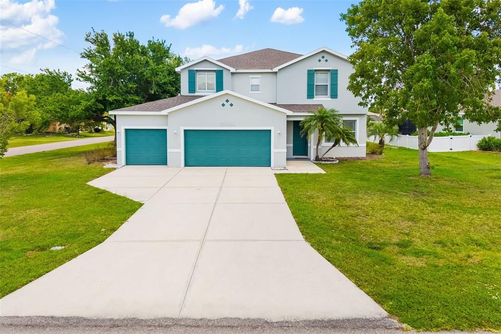 For Sale: $389,000 (3 beds, 2 baths, 3261 Square Feet)