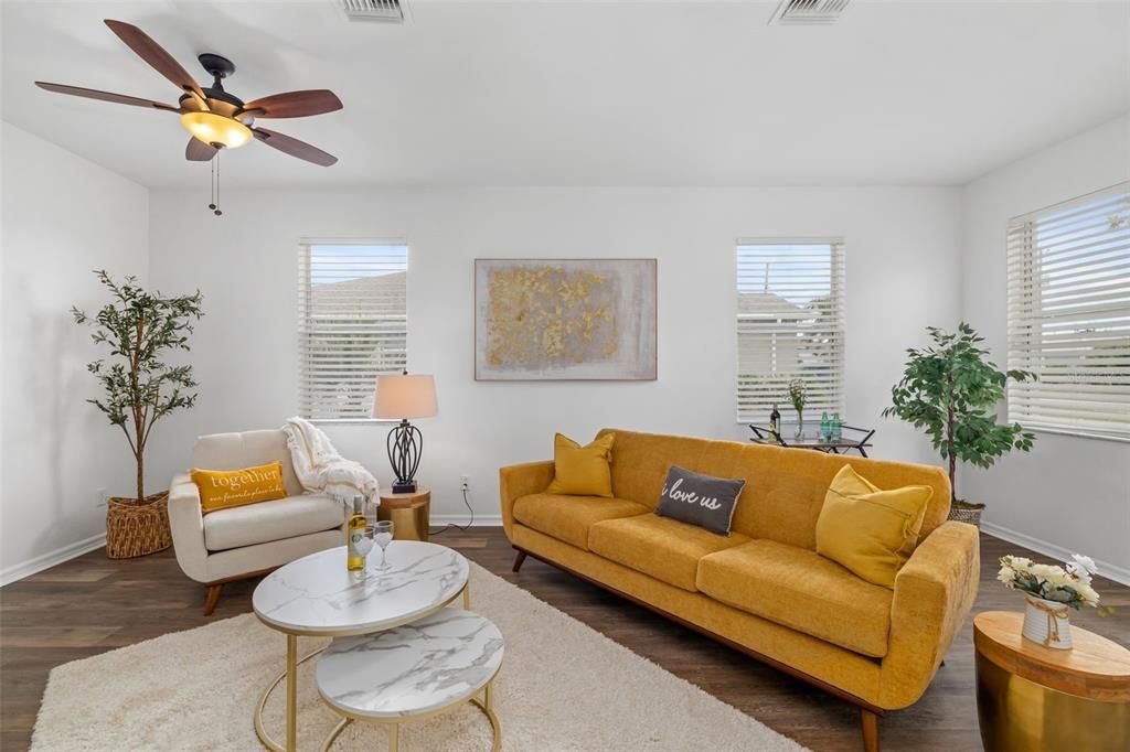 For Sale: $389,000 (3 beds, 2 baths, 3261 Square Feet)