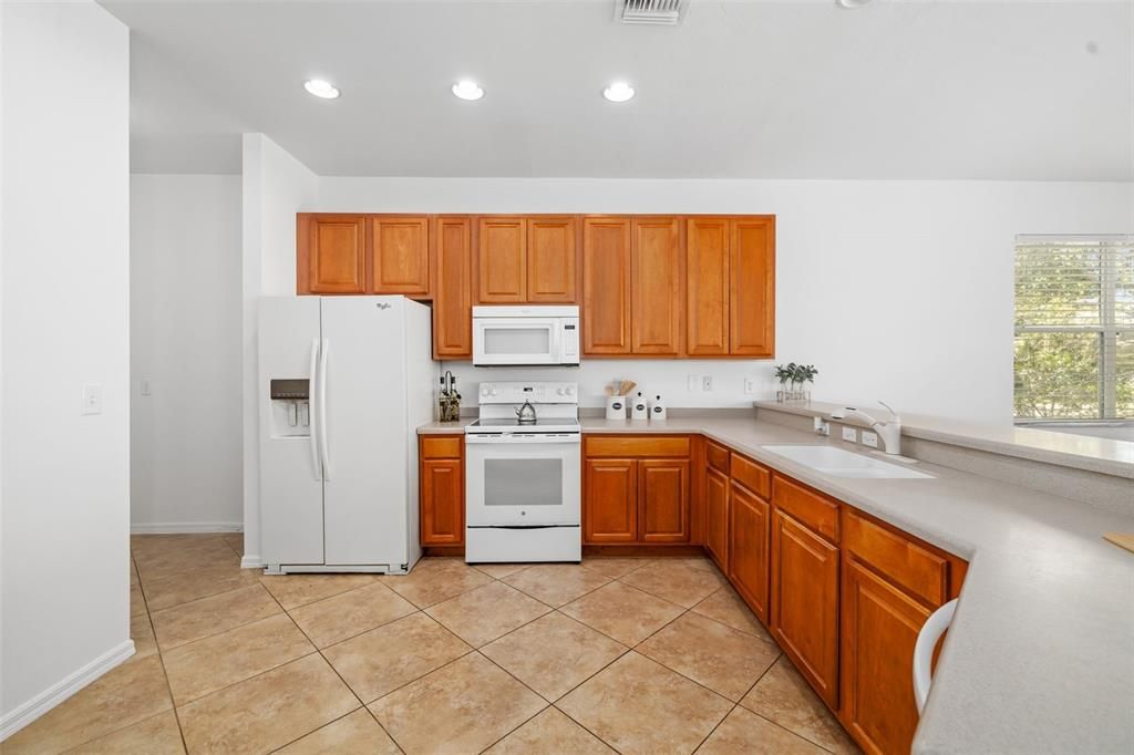 For Sale: $389,000 (3 beds, 2 baths, 3261 Square Feet)