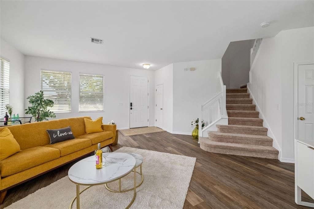 For Sale: $389,000 (3 beds, 2 baths, 3261 Square Feet)