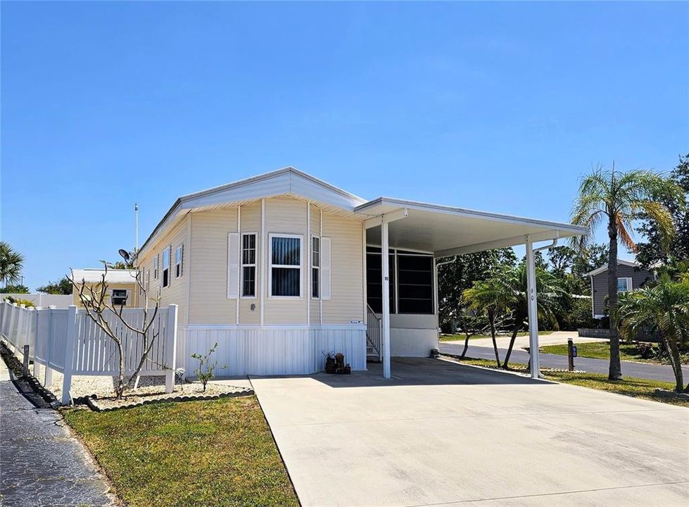 Недавно продано: $120,000 (1 спален, 1 ванн, 546 Квадратных фут)