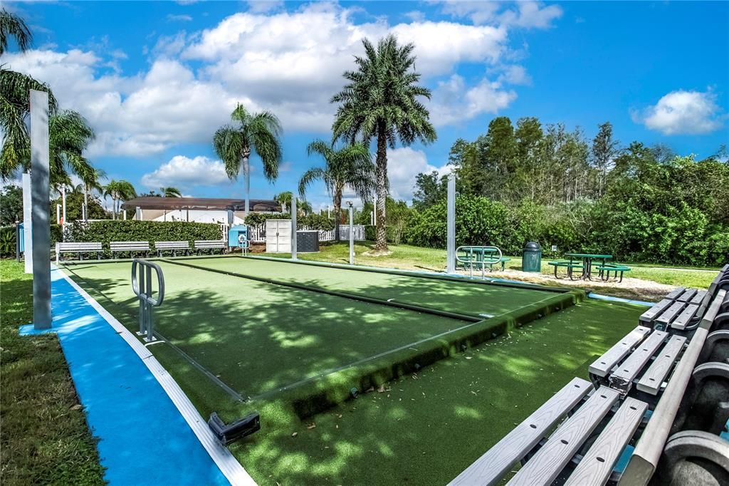 На продажу: $359,900 (3 спален, 2 ванн, 1832 Квадратных фут)