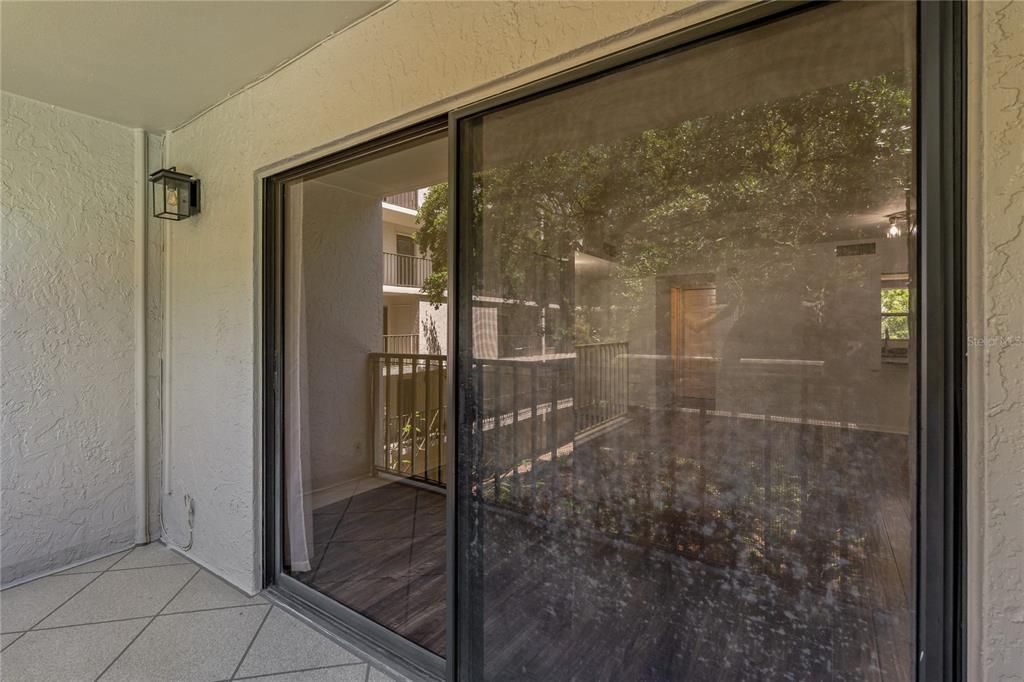 For Sale: $470,000 (2 beds, 1 baths, 1035 Square Feet)