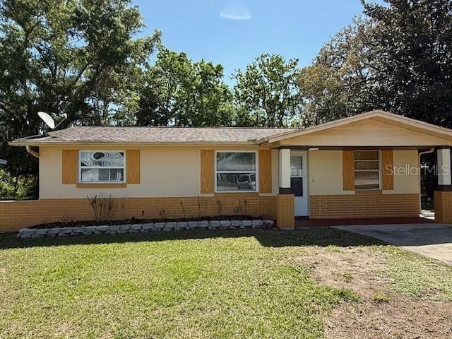 For Sale: $165,000 (2 beds, 1 baths, 1014 Square Feet)