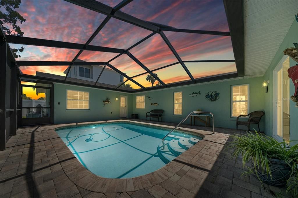 Recently Sold: $519,000 (2 beds, 2 baths, 1462 Square Feet)