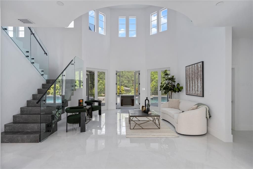 For Sale: $2,895,000 (5 beds, 5 baths, 5853 Square Feet)