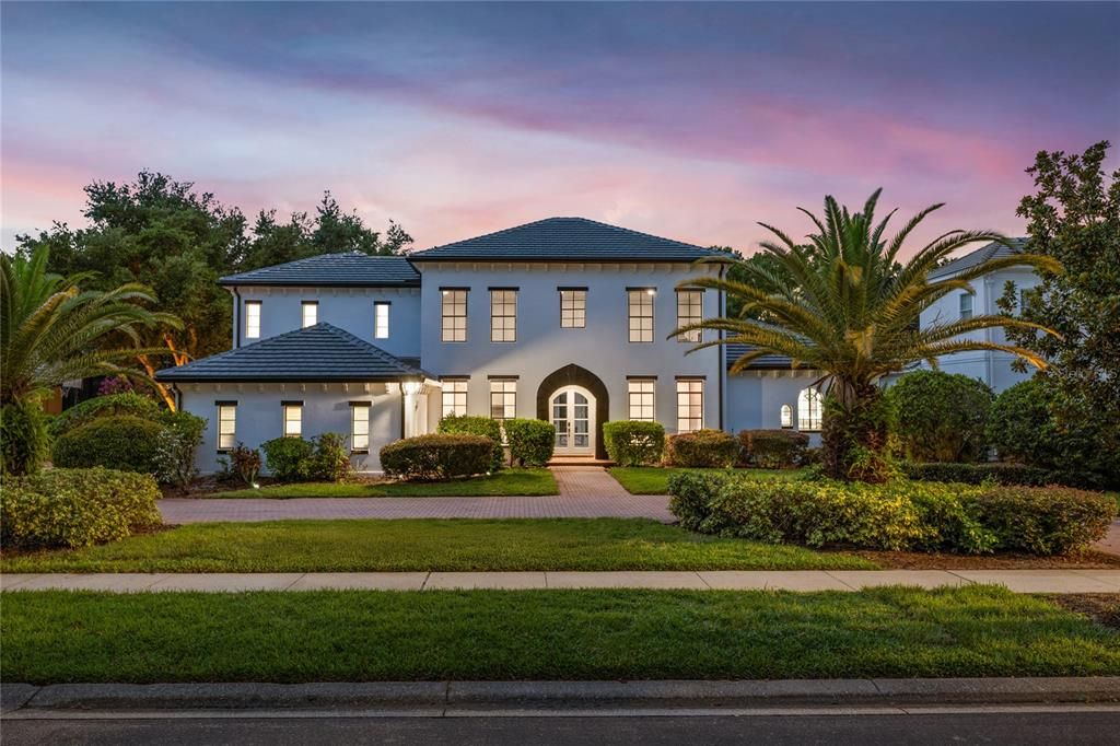 For Sale: $2,895,000 (5 beds, 5 baths, 5853 Square Feet)