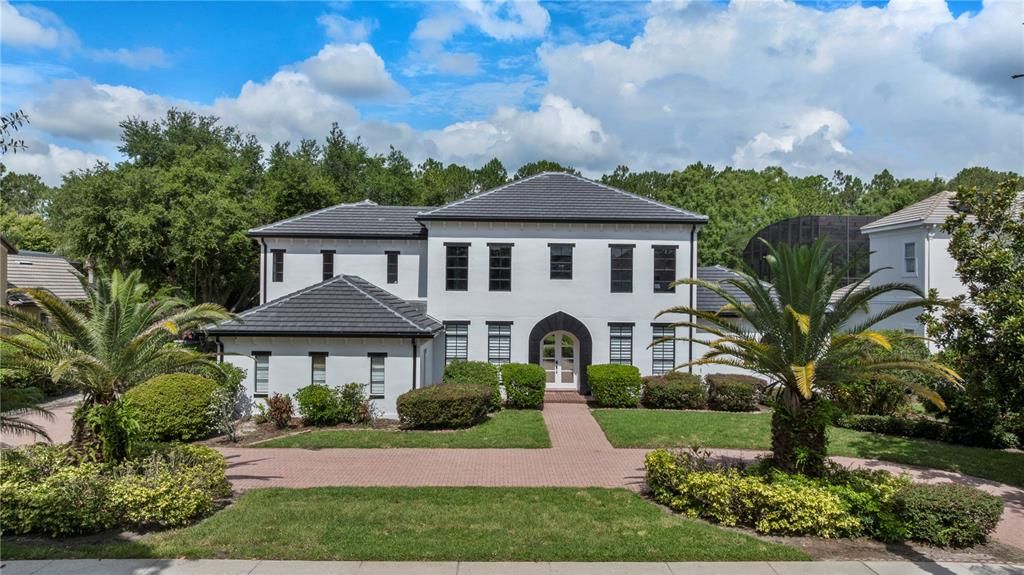 For Sale: $2,895,000 (5 beds, 5 baths, 5853 Square Feet)