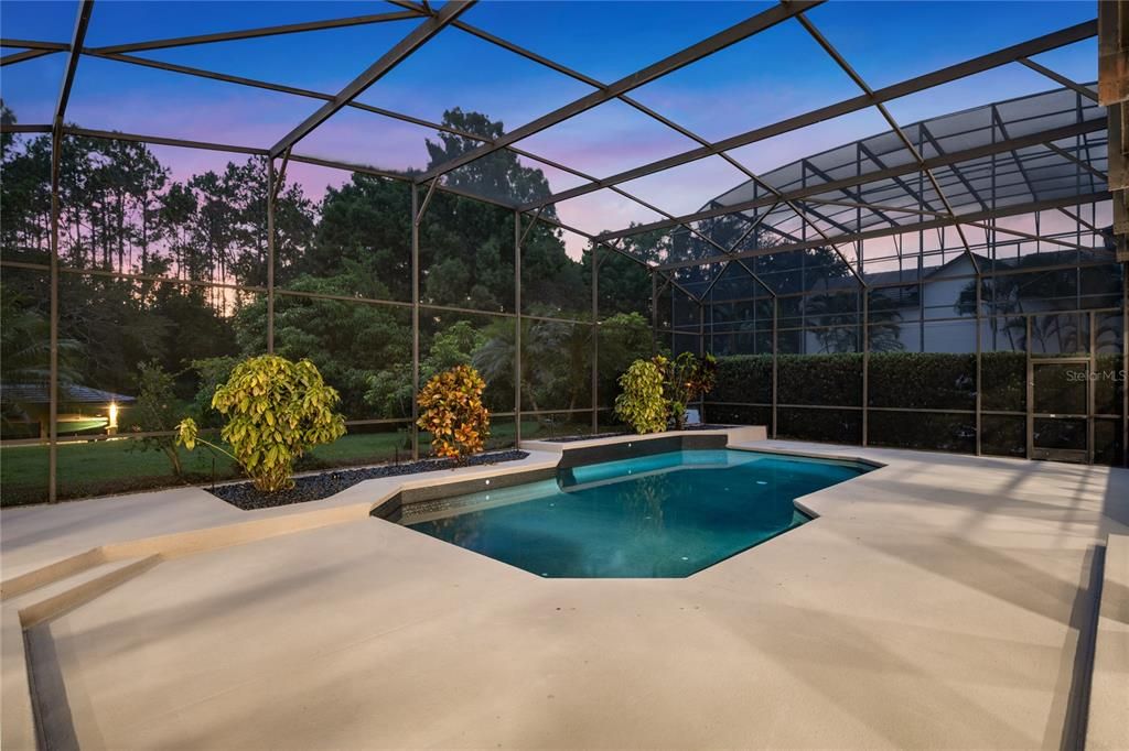 For Sale: $2,895,000 (5 beds, 5 baths, 5853 Square Feet)