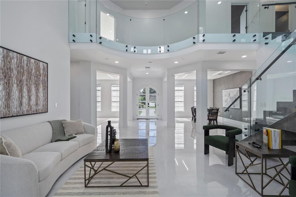 For Sale: $2,895,000 (5 beds, 5 baths, 5853 Square Feet)