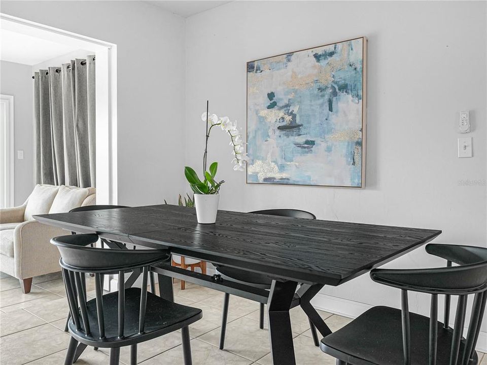 待售: $379,000 (3 贝兹, 2 浴室, 1506 平方英尺)