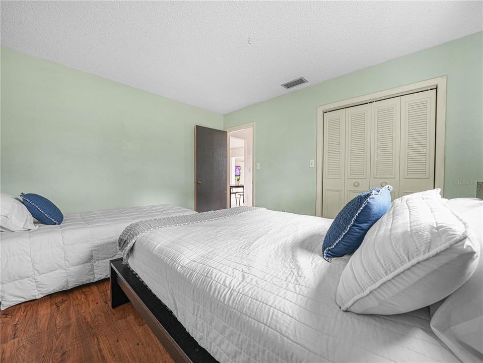 待售: $379,000 (3 贝兹, 2 浴室, 1506 平方英尺)